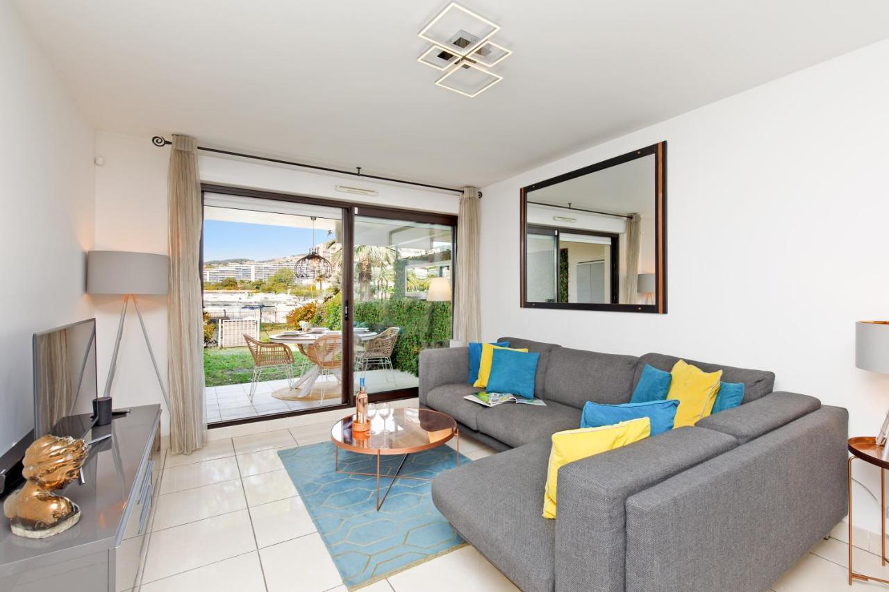 Luxury 3 Piece Garden Apartment In Cannes Marina Мандельё-ла-Напуль Экстерьер фото